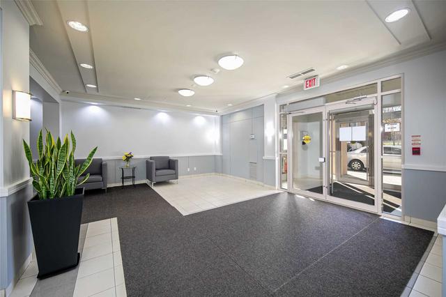 421 - 3650 Kingston Rd, Condo with 2 bedrooms, 1 bathrooms and 1 parking in Toronto ON | Image 15