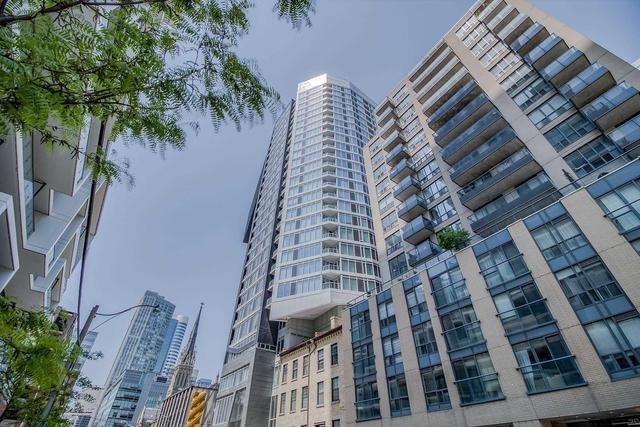 2205 - 68 Shuter St, Condo with 2 bedrooms, 2 bathrooms and 1 parking in Toronto ON | Image 12