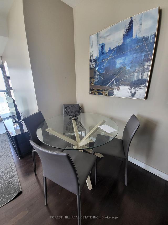 6005 - 14 York St, Condo with 2 bedrooms, 2 bathrooms and 1 parking in Toronto ON | Image 5
