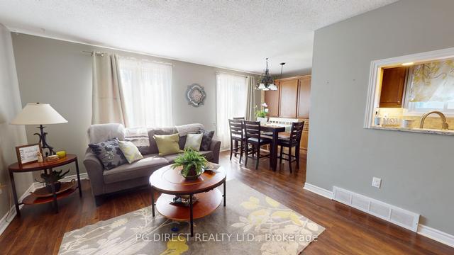 22 Sandsprings Cres, House detached with 3 bedrooms, 2 bathrooms and 3 parking in Kitchener ON | Image 12