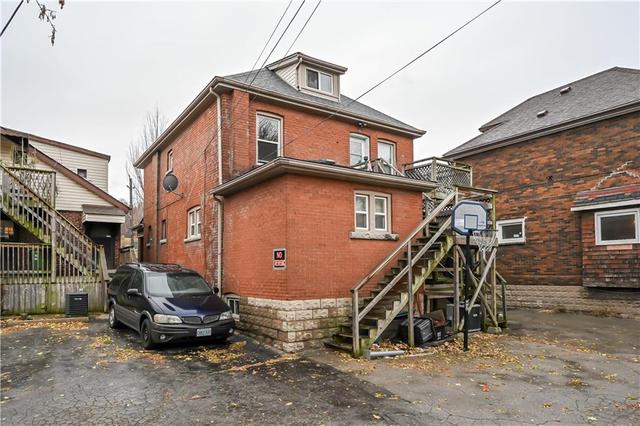 1597 King Street E, House detached with 4 bedrooms, 2 bathrooms and 5 parking in Hamilton ON | Image 7