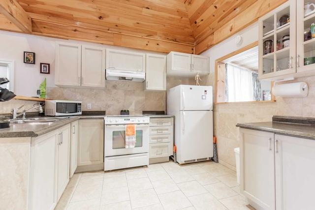 9 Wilson St, House detached with 3 bedrooms, 1 bathrooms and 1 parking in St. Catharines ON | Image 9