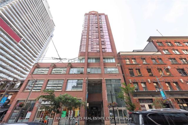 302 - 393 King St W, Condo with 2 bedrooms, 2 bathrooms and 1 parking in Toronto ON | Image 1
