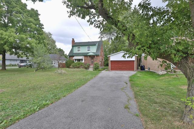 355 Centennial Rd, House detached with 3 bedrooms, 1 bathrooms and 6 parking in Toronto ON | Image 11