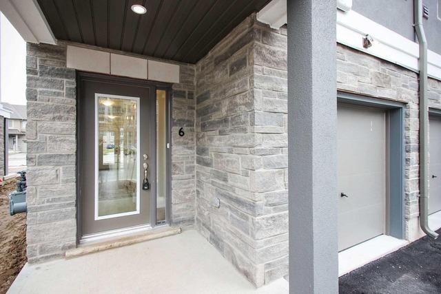 6 - 115 Shoreview Pl, Townhouse with 3 bedrooms, 3 bathrooms and 1 parking in Hamilton ON | Image 2