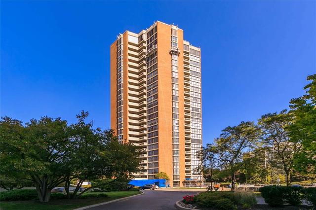 2403 - 2010 Islington Ave, Condo with 3 bedrooms, 2 bathrooms and 2 parking in Toronto ON | Image 1