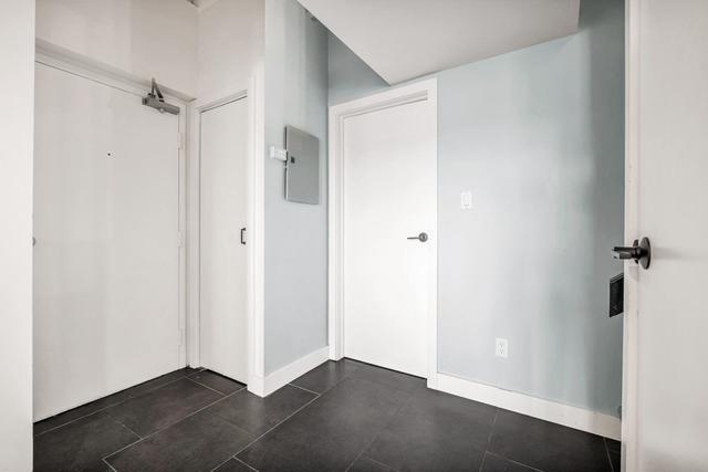 111b - 347 Sorauren Ave, Condo with 1 bedrooms, 1 bathrooms and 1 parking in Toronto ON | Image 8