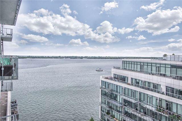 Sph1304 - 39 Queens Quay W, Condo with 2 bedrooms, 2 bathrooms and 1 parking in Toronto ON | Image 13