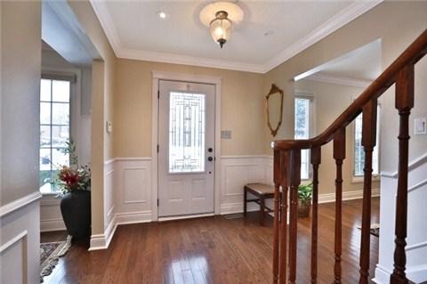 3629 Greenbower Crt, House detached with 4 bedrooms, 4 bathrooms and 4 parking in Mississauga ON | Image 2