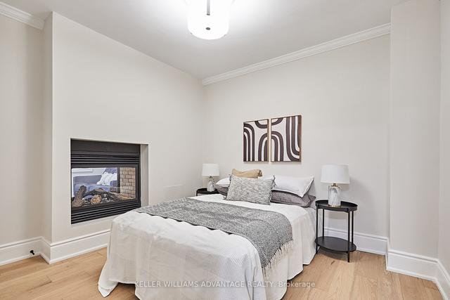 128 Avondale Ave, House detached with 4 bedrooms, 3 bathrooms and 2 parking in Toronto ON | Image 11