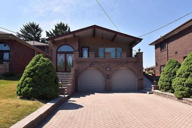 311 Maple Leaf Dr, House detached with 4 bedrooms, 4 bathrooms and 8 parking in Toronto ON | Card Image