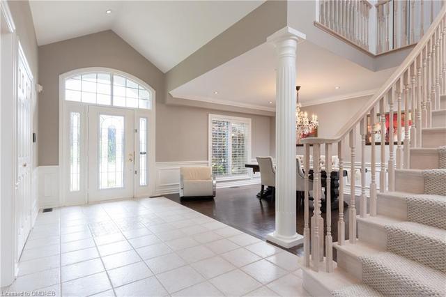 956 Halsham Court, House detached with 4 bedrooms, 2 bathrooms and 8 parking in Mississauga ON | Image 9
