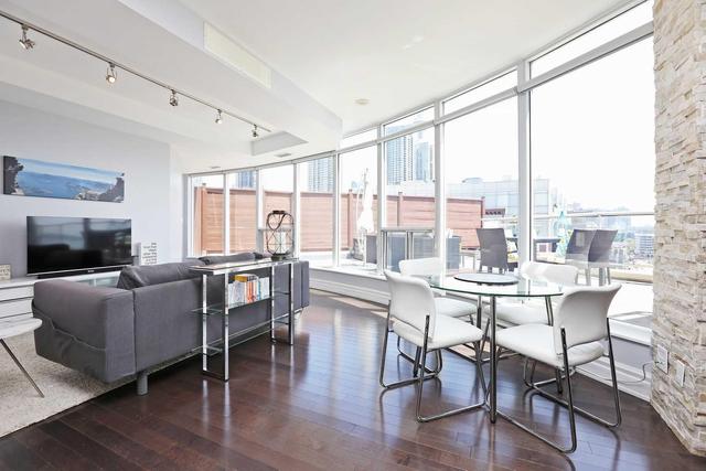 1108 - 550 Queens Quay W, Condo with 1 bedrooms, 2 bathrooms and 1 parking in Toronto ON | Image 8
