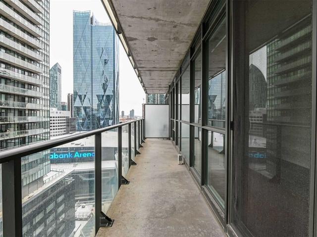1503 - 55 Bremner Blvd, Condo with 1 bedrooms, 1 bathrooms and 0 parking in Toronto ON | Image 30