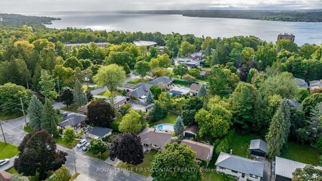 45 Eugenia St, House detached with 2 bedrooms, 2 bathrooms and 6 parking in Barrie ON | Image 30