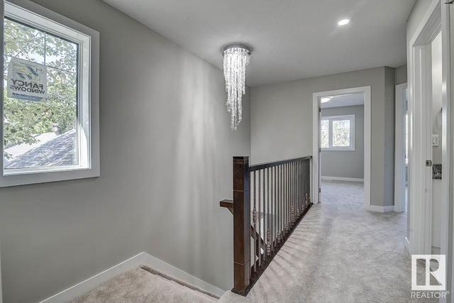 10357 149 St Nw, House semidetached with 4 bedrooms, 3 bathrooms and null parking in Edmonton AB | Image 21