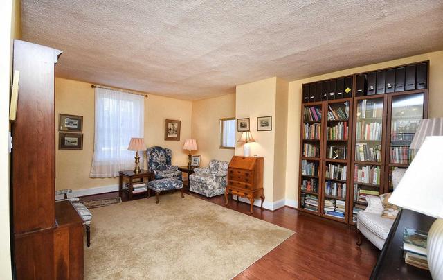 28 John St, House detached with 4 bedrooms, 4 bathrooms and 8 parking in Markham ON | Image 19