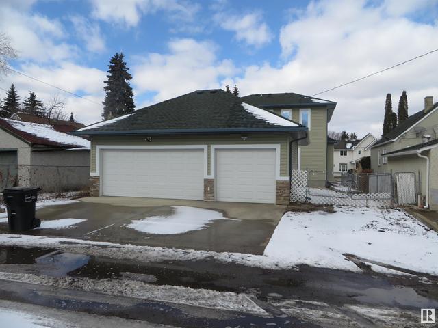 11115 72 Av Nw, House detached with 3 bedrooms, 3 bathrooms and 6 parking in Edmonton AB | Image 2