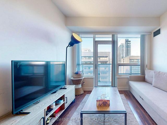 2122 - 5 Sheppard Ave E, Condo with 2 bedrooms, 2 bathrooms and 1 parking in Toronto ON | Image 37