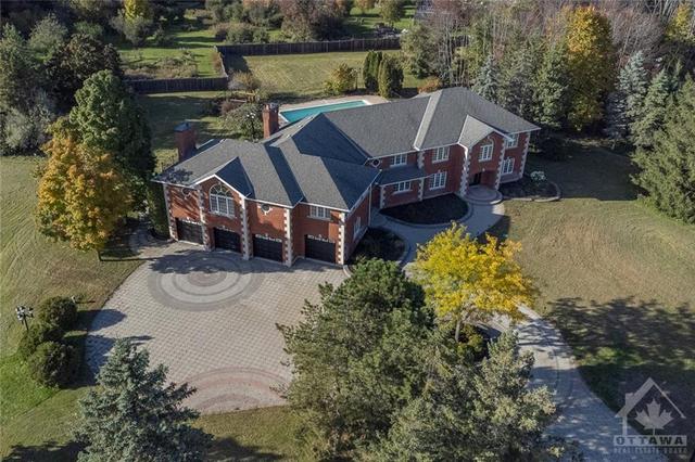141 Kerry Hill Crescent, House detached with 6 bedrooms, 6 bathrooms and 20 parking in Ottawa ON | Image 2