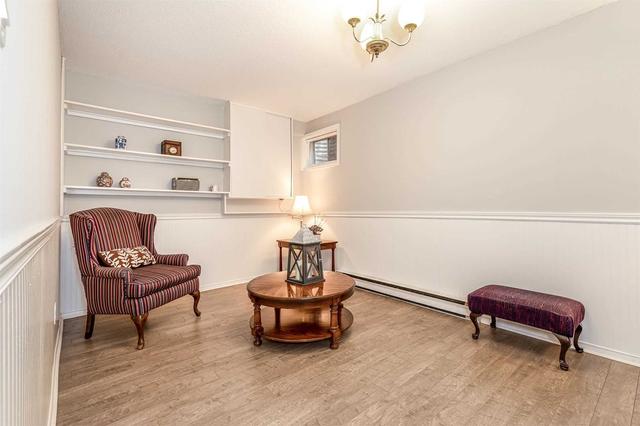 2088 Lakeshore Rd W, Townhouse with 3 bedrooms, 2 bathrooms and 1 parking in Oakville ON | Image 29