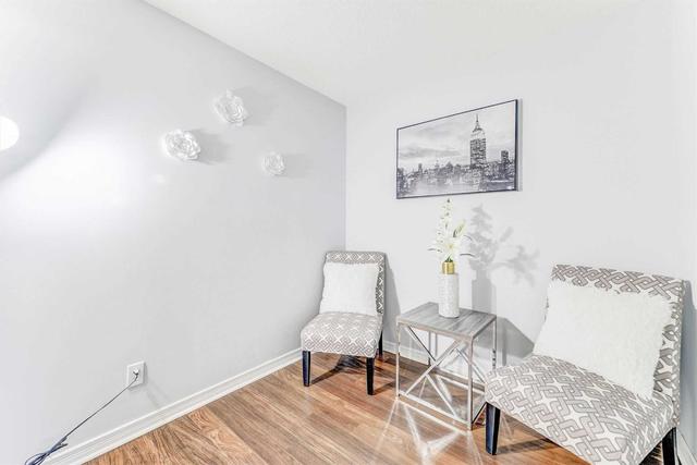 201 - 3650 Kingston Rd, Condo with 2 bedrooms, 2 bathrooms and 0 parking in Toronto ON | Image 6