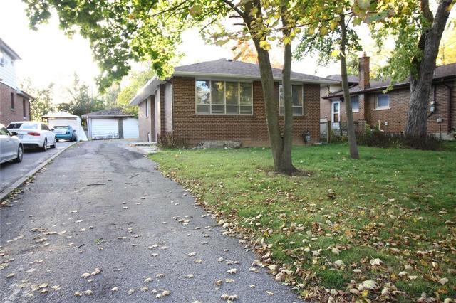 182 Church St S, House detached with 3 bedrooms, 2 bathrooms and 6 parking in Richmond Hill ON | Image 1