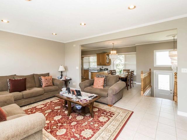 311475 Grey County 8 Rd, House detached with 3 bedrooms, 4 bathrooms and 8 parking in Southgate ON | Image 5