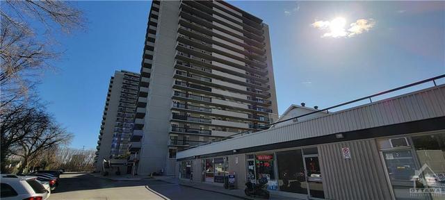 ph2 - 158 Mcarthur Avenue, Condo with 2 bedrooms, 2 bathrooms and 1 parking in Ottawa ON | Card Image