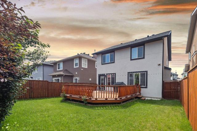 15 Saddlecrest Gardens Ne, House detached with 3 bedrooms, 2 bathrooms and 4 parking in Calgary AB | Image 4