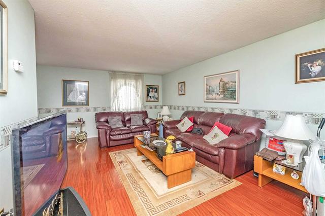 304 Whitehead Cres, House detached with 3 bedrooms, 1 bathrooms and 6 parking in Caledon ON | Image 38