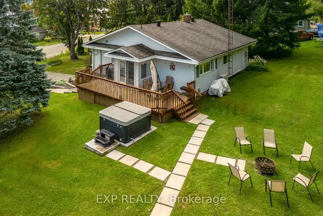 304 Champlain Rd, House detached with 3 bedrooms, 2 bathrooms and 4 parking in Penetanguishene ON | Image 32