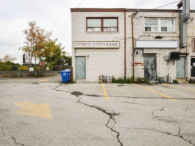 7060 Airport Rd, Condo with 0 bedrooms, 3 bathrooms and 0 parking in Mississauga ON | Image 17