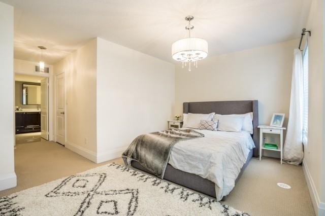 Th37 - 9 Oakburn Cres, Townhouse with 3 bedrooms, 3 bathrooms and 2 parking in Toronto ON | Image 11