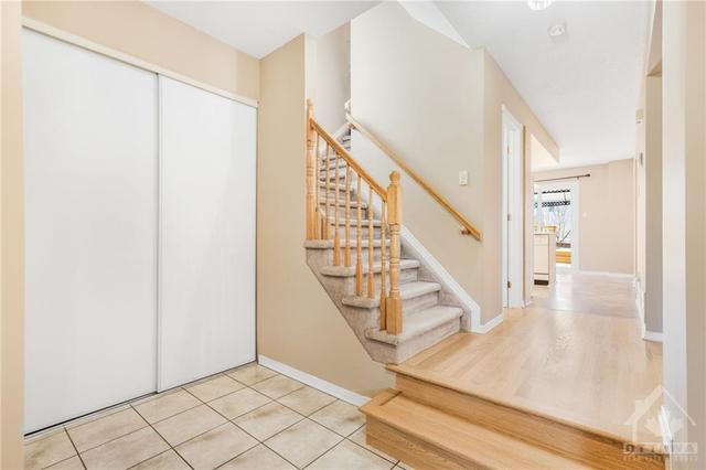 2182 Cecile Crescent, House detached with 3 bedrooms, 3 bathrooms and 6 parking in Clarence Rockland ON | Image 4