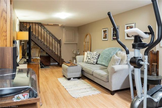 12 Wade Avenue, House detached with 3 bedrooms, 1 bathrooms and null parking in Brantford ON | Image 14