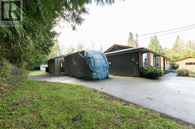 1787 Ryan Rd E, House detached with 3 bedrooms, 2 bathrooms and 6 parking in Comox Valley B (Lazo North) BC | Image 57