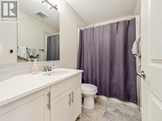 2, - 79 Aquitania Circle W, House attached with 3 bedrooms, 2 bathrooms and 2 parking in Lethbridge AB | Image 19