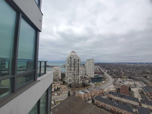 2401 - 15 Legion Rd, Condo with 2 bedrooms, 2 bathrooms and 1 parking in Toronto ON | Image 6