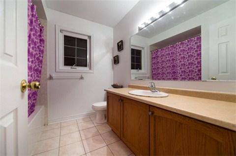 16 Mauve Dr, House detached with 4 bedrooms, 3 bathrooms and 4 parking in Brampton ON | Image 11