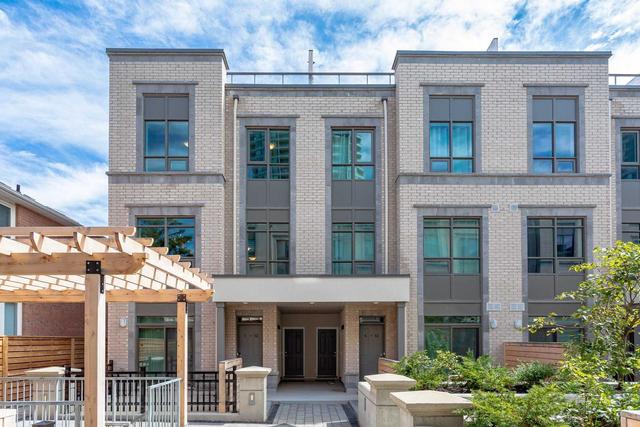 2 - 52 Holmes Ave, Townhouse with 2 bedrooms, 2 bathrooms and 1 parking in Toronto ON | Image 1