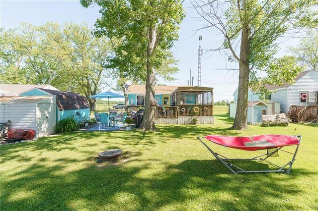 1070 Lakeshore Road, House detached with 2 bedrooms, 1 bathrooms and 2 parking in Haldimand County ON | Image 27