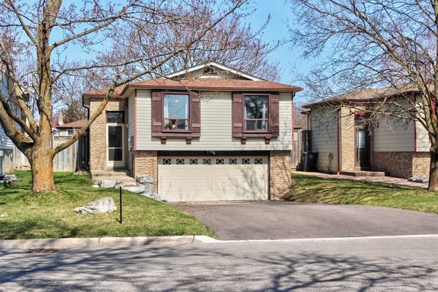 303 Whitehead Cres, House detached with 3 bedrooms, 2 bathrooms and 6 parking in Caledon ON | Image 1