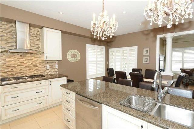 106 Via Borghese St, House detached with 4 bedrooms, 4 bathrooms and 2 parking in Vaughan ON | Image 7
