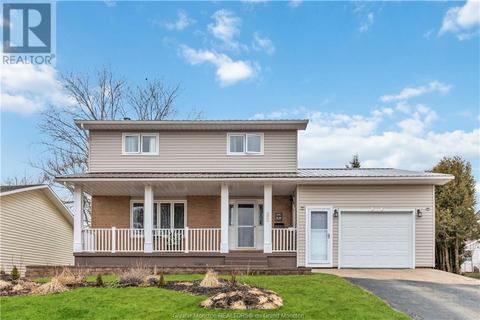 25 Carnation Dr, House detached with 4 bedrooms, 1 bathrooms and null parking in Riverview NB | Card Image