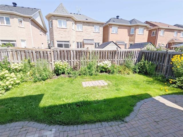 20 Hawkweed Manr, House detached with 4 bedrooms, 3 bathrooms and 3 parking in Markham ON | Image 6