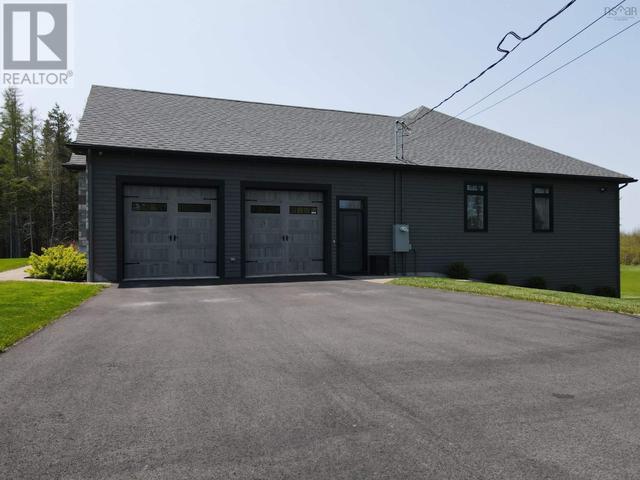 1157 Hwy 366 Tyndal Rd, House detached with 4 bedrooms, 3 bathrooms and null parking in Cumberland, Subd. C NS | Image 3