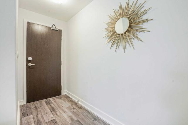 1001 - 8 Telegram Mews, Condo with 3 bedrooms, 2 bathrooms and 1 parking in Toronto ON | Image 21