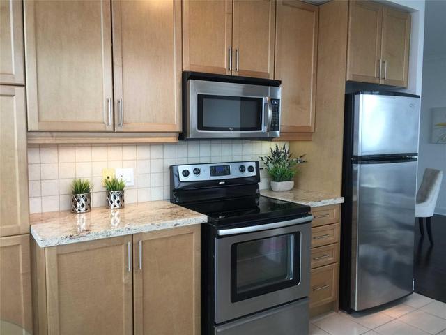 3003 - 80 Absolute Ave, Condo with 3 bedrooms, 2 bathrooms and 2 parking in Mississauga ON | Image 4