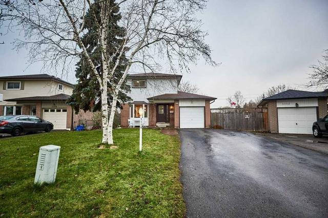 1110 St Andrews Crt, House detached with 3 bedrooms, 3 bathrooms and 5 parking in Oshawa ON | Image 12